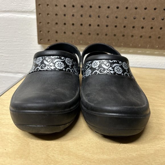 Crocs Women's Mercy 10876 Slip On Casual Floral Black Clogs Size US 8 - Picture 2 of 9